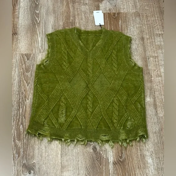 JNBY Green Cable Knit Sweater Vest - Picture 5 of 10